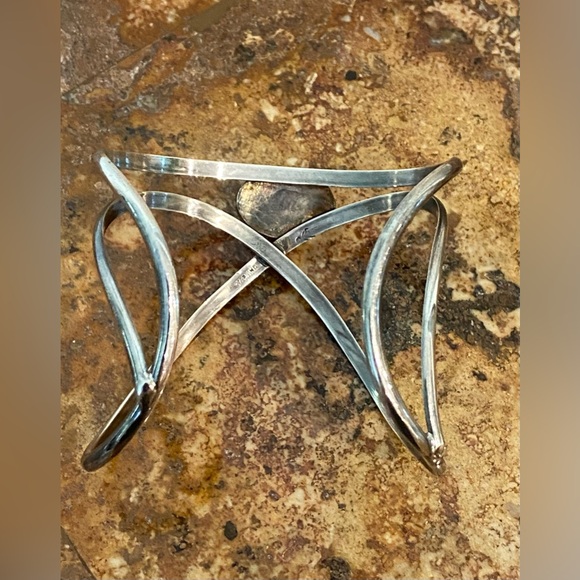 Sterling Silver Cuff with genuine Turquoise 🩵 - Picture 4 of 6